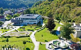 Nuhr Medical - Hotel & Restaurant